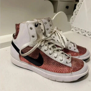 Nike | Shoes | Nike Blazer Mid Sneakers In Black Pink...